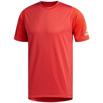 adidas  T-Shirt mangas curtas Freelift Geo  Vermelho Disponível em tamanho para homem. EU S,EU M,EU L,EU XL.Homem > Roupas > Camiseta
