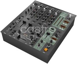 Mesa de Mistura PRO. 4 Canais c/ USB DJ - Behringer DJX900USB
