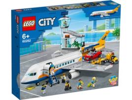 LEGO Avião de Passageiros (Idade Mínima: ?6 Anos - 669 Peças)