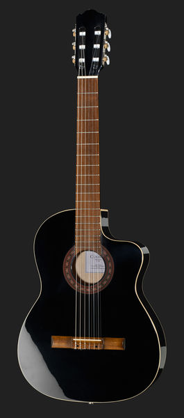 Classic-CE 4/4 Guitar B Bundle