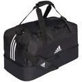adidas  Saco de desporto Tiro Duffel Bag  Preto Disponível em tamanho para senhora. Único.Bolsas > Sacola de esporte